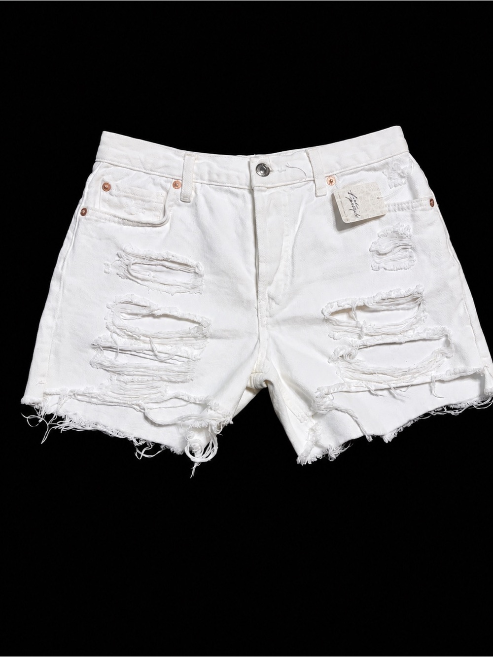 Women’s Free People Maggie mid rise Distressed shorts size 25 NWT